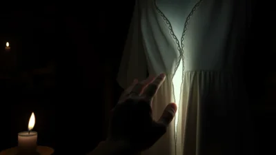 Traum von einem zerrissenen Kleid